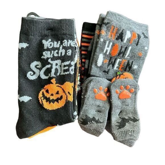 NWT Women’s 4 Pair Halloween Socks - Orange/Black - Dog Paw Socks - Picture 1 of 10